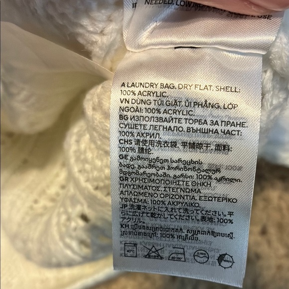 H&M White Cable Knit Crew Neck Sweater - Picture 14 of 14